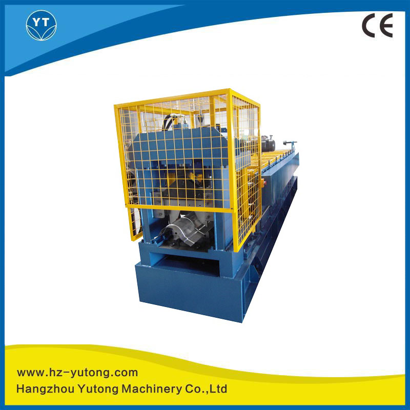 屋脊瓦成型機(1)